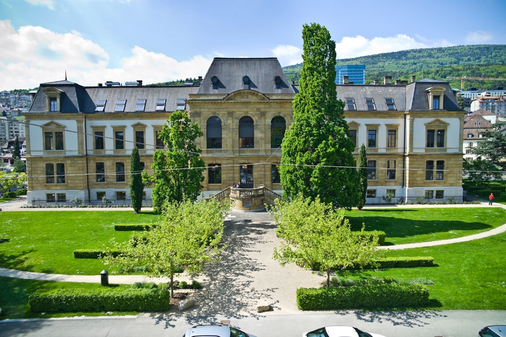 Université de Neuchâtel UNINE, bâtiment principal