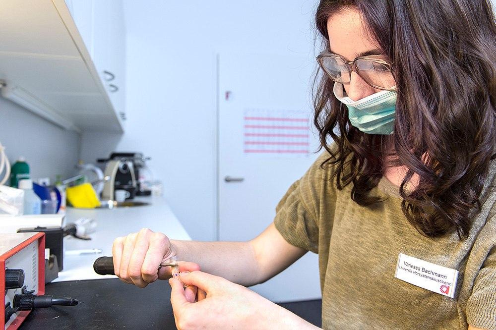 Nettoyer et réparer les aides auditives